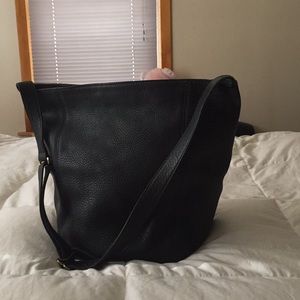 Vintage Coach Black natural grain large Bucket.